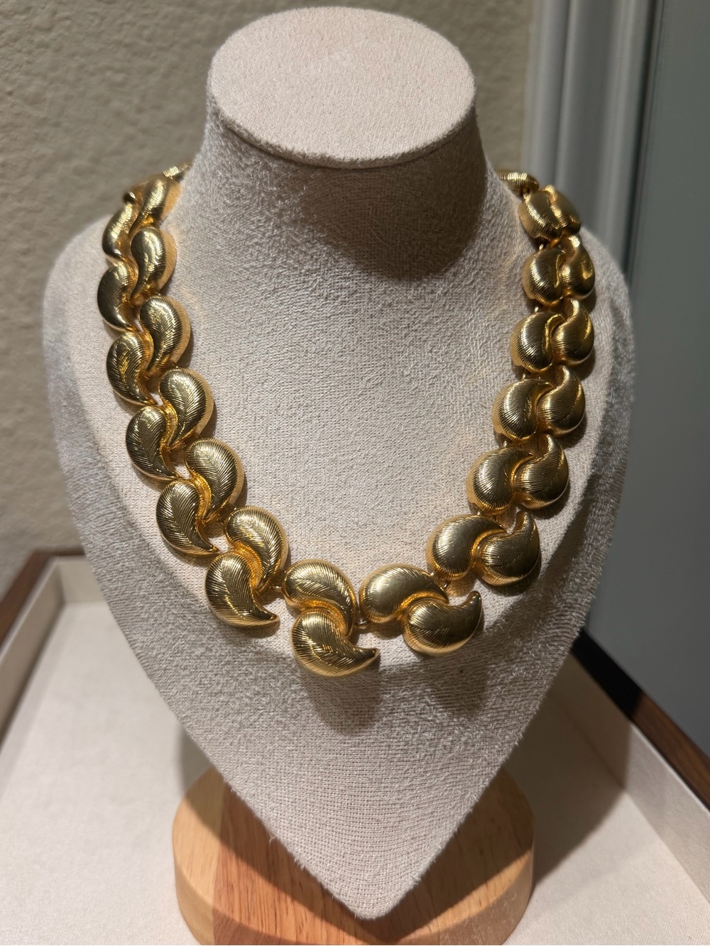 Bold gold necklace